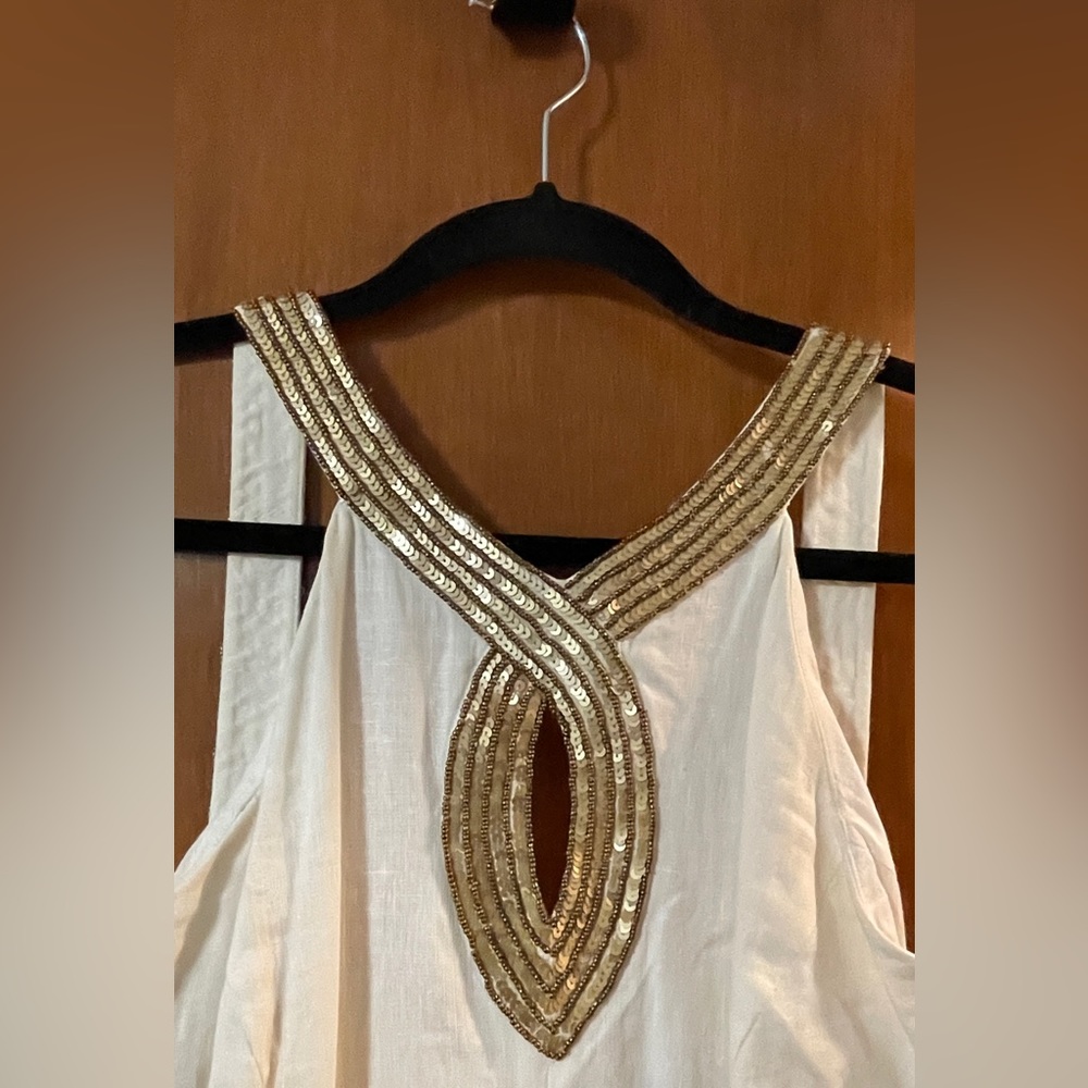 LAUREN by Ralph Lauren white linen dress with bold gold sequin detail - size 10
